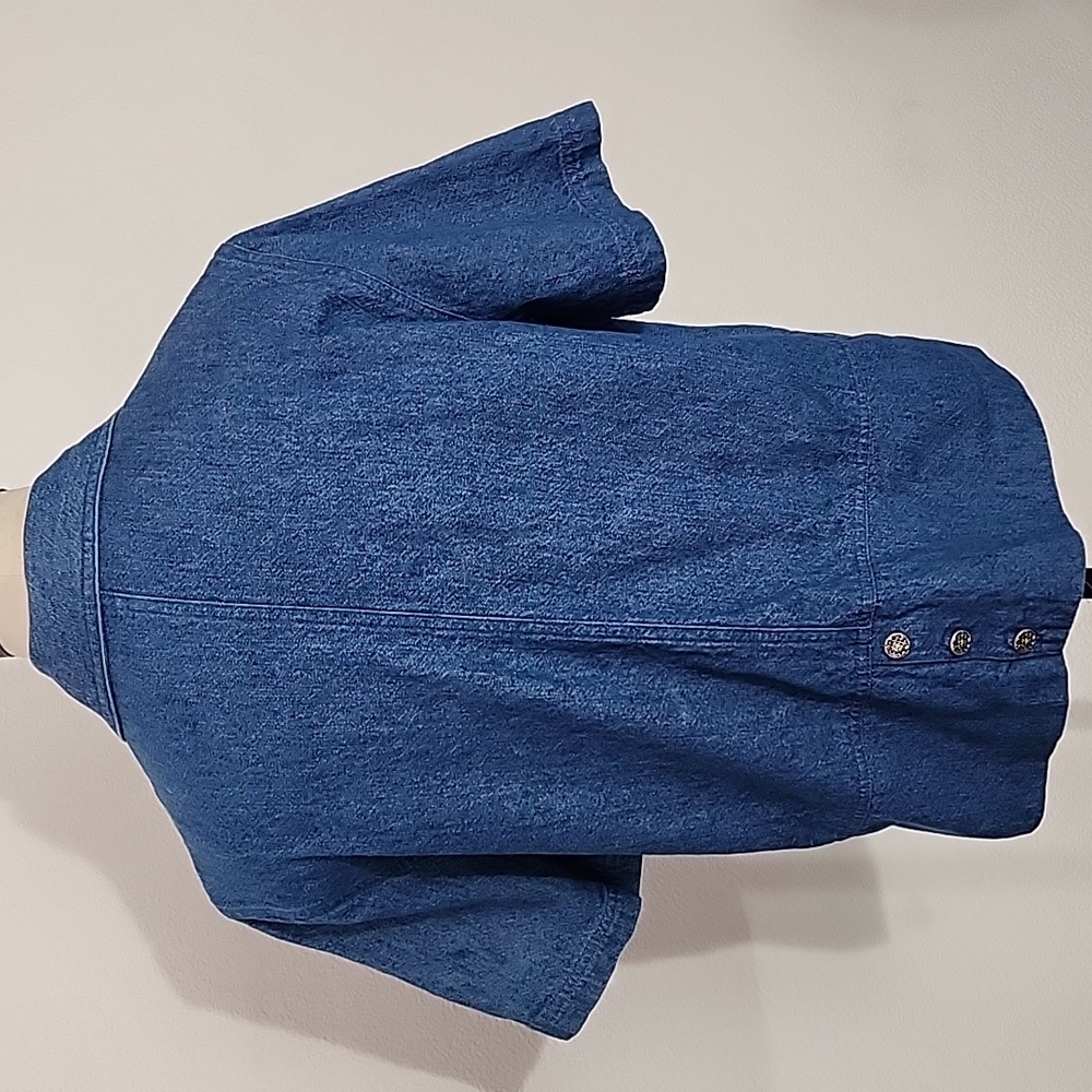 C.L C. Top 100% Cotton Denim Embroidered Floral Stitching Detail Blue Size M - Picture 12 of 17